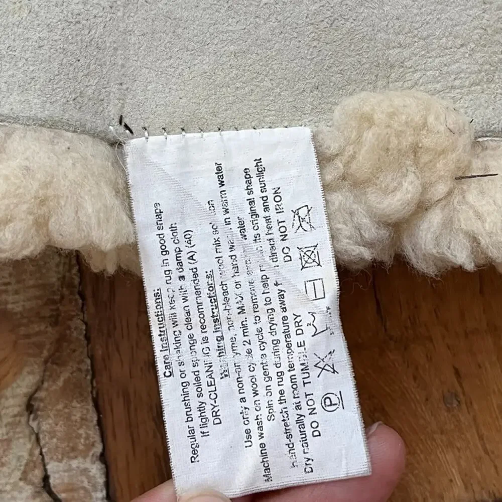 Auskin Infant Care New Zealand Lambskin Rug 39